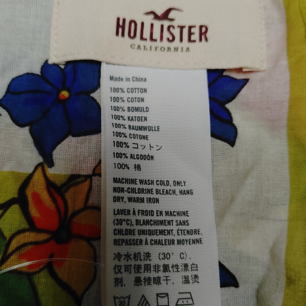 Handkerchief - Picture 2 of 3